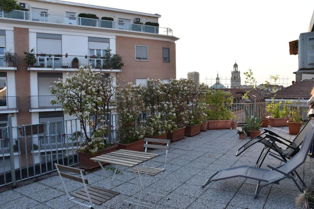 One Flat/Studio,Busto ArsizioCenter,With Terrace Εξωτερικό φωτογραφία